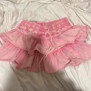 pink skirt